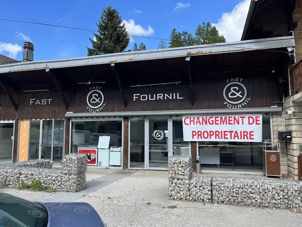 Fast & Fournil restaurant in Jougne