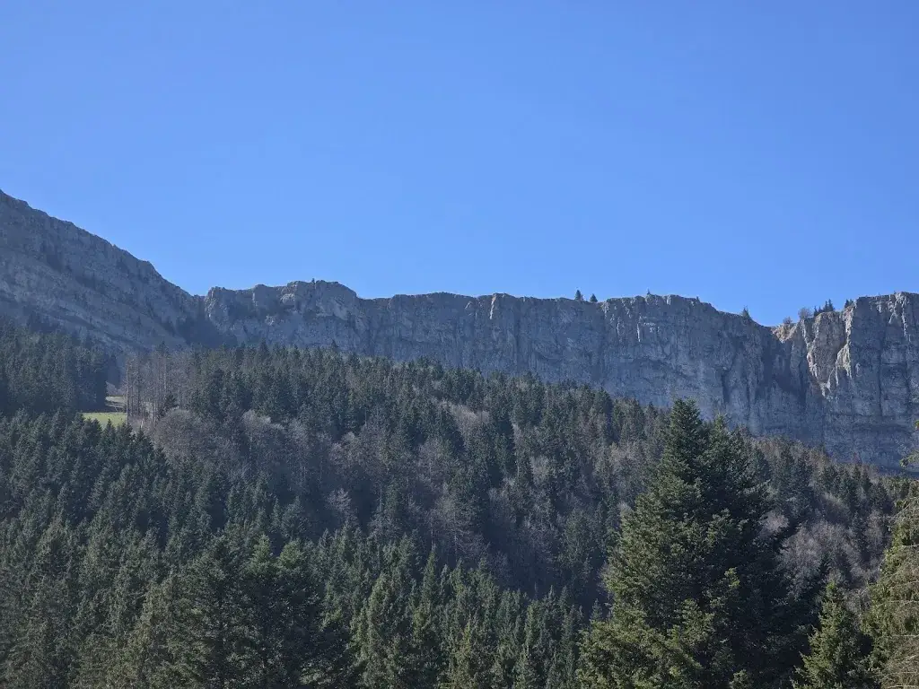 François Zède_Chalet du Pisteur_Jougne_recensione