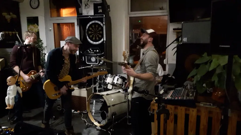 BRASSERIE DU PORT restaurante en Saint-Jean-de-Losne