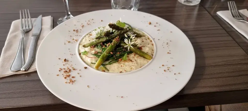 Quentin Noguier_Le Mot de la Faim_Saint-Claude_review