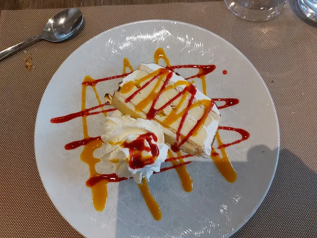 La Téranga_Saint-Claude_slider_image_3