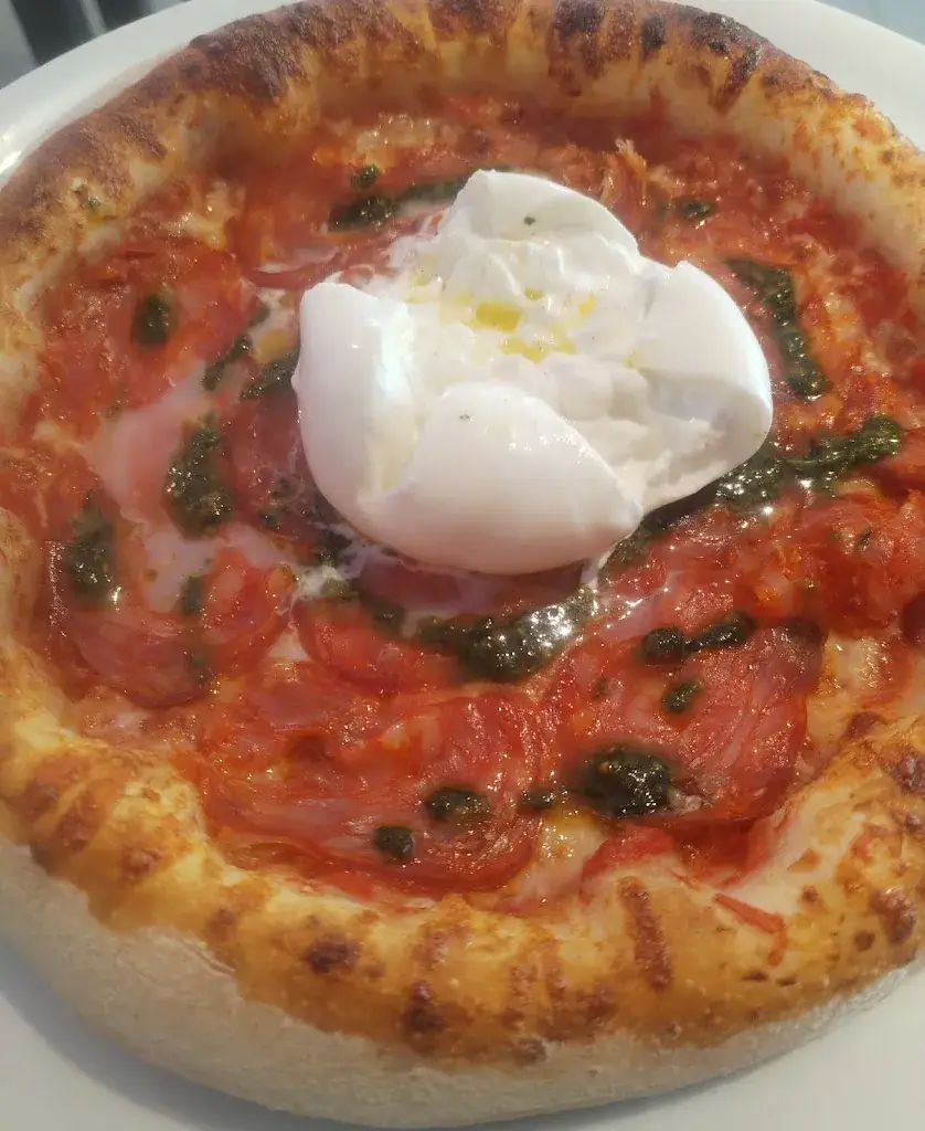 PIZZA NAPOLI_Lavans-lès-Saint-Claude_slider_image_3