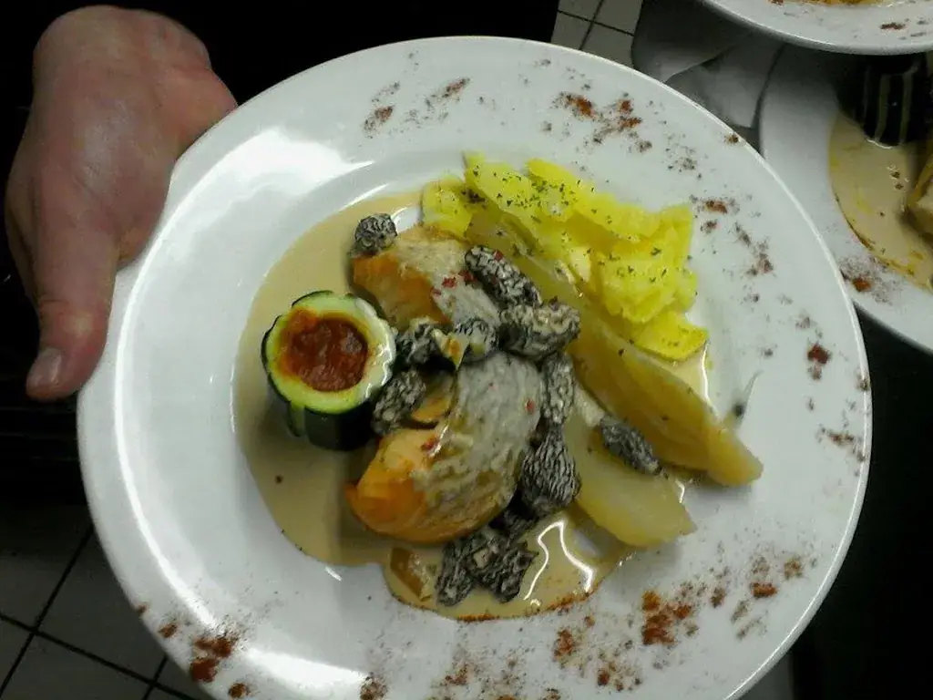 Restaurant le Loft_Saint-Claude_slider_image_1