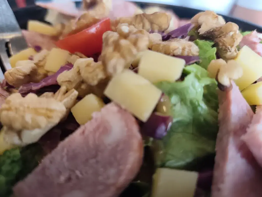 Anne LUCAS_Mr.Maurice_Saint-Claude_review