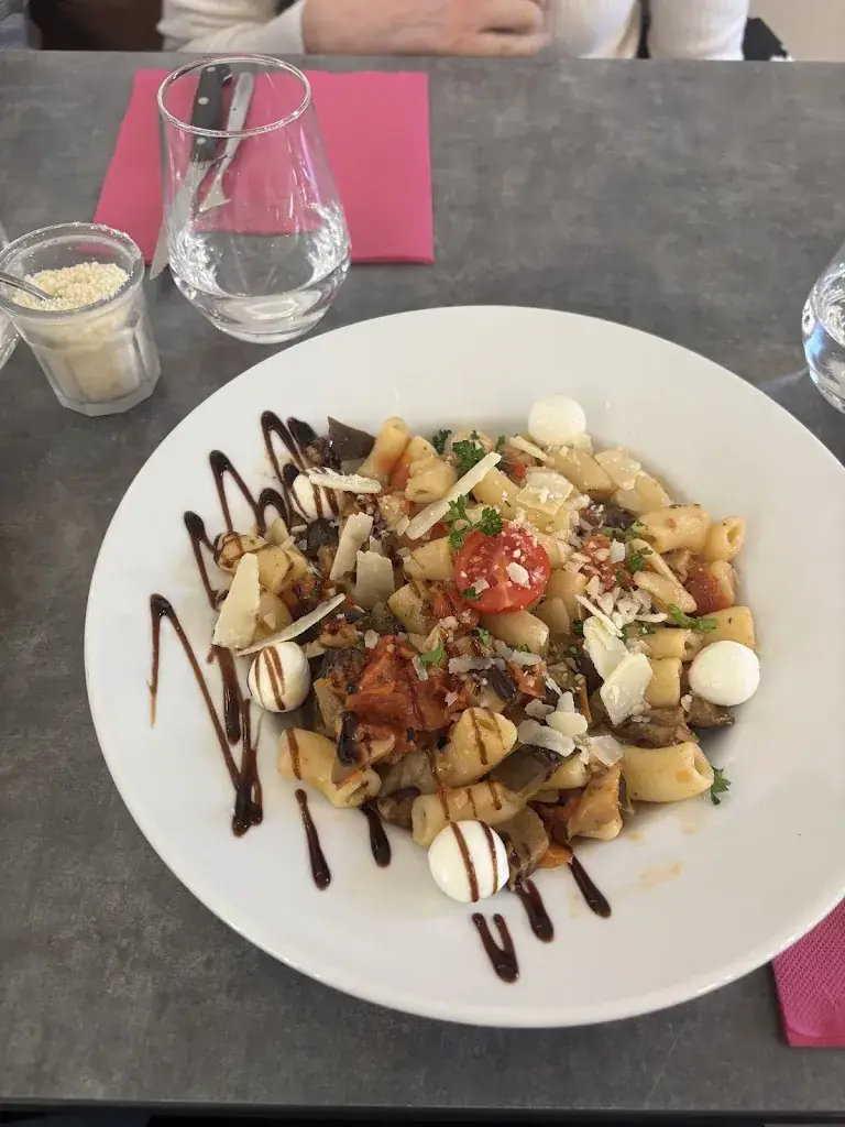 E Ckr_Restaurant La Realta_Saint-Claude_review