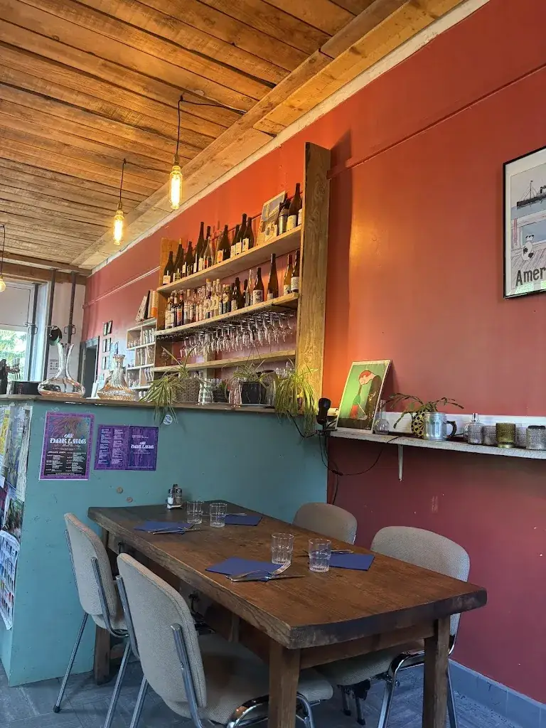 Odessa l'Ecole_Lormes_slider_image_2