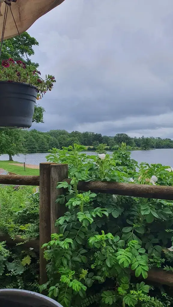 Philippe Valla_La braise du Goulot_Lormes_recensione