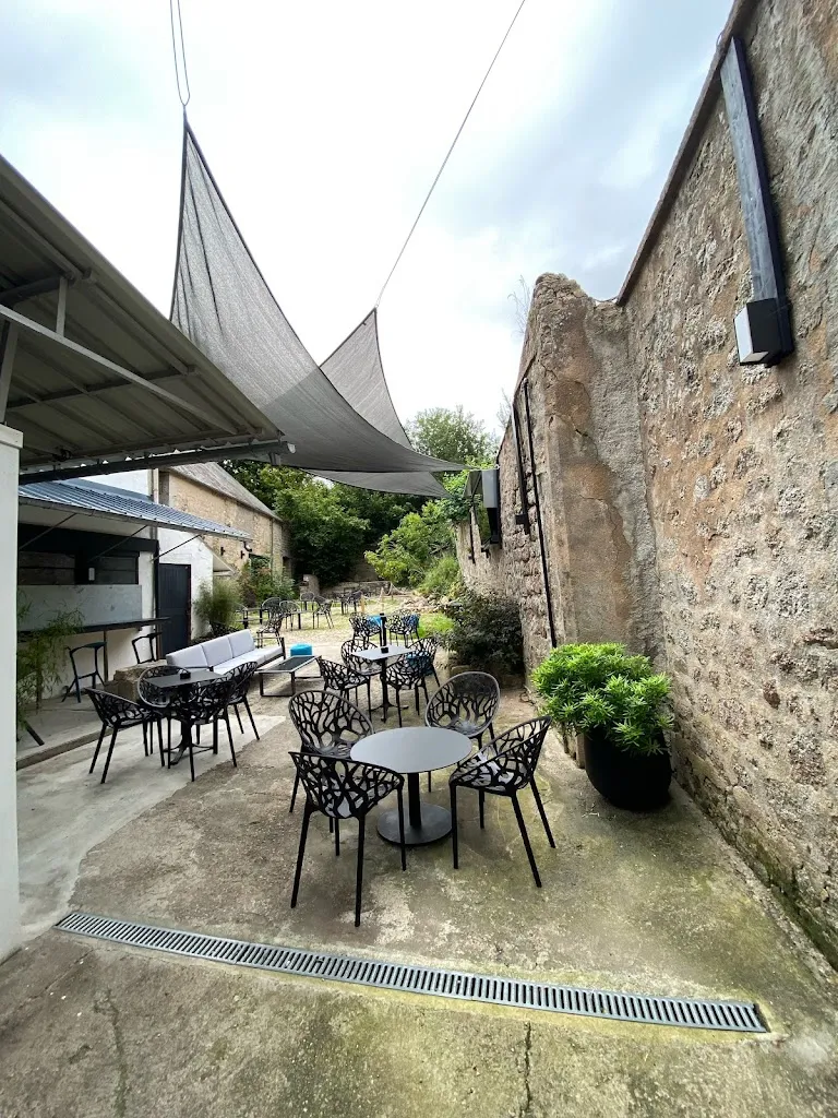 La Source_Lormes_slider_image_3