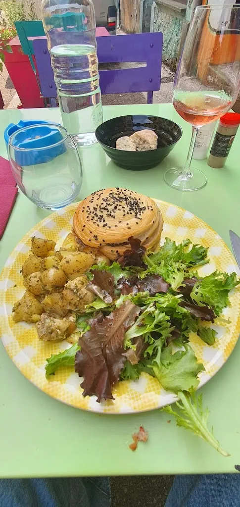 Chez Fernande_Lormes_slider_image_1