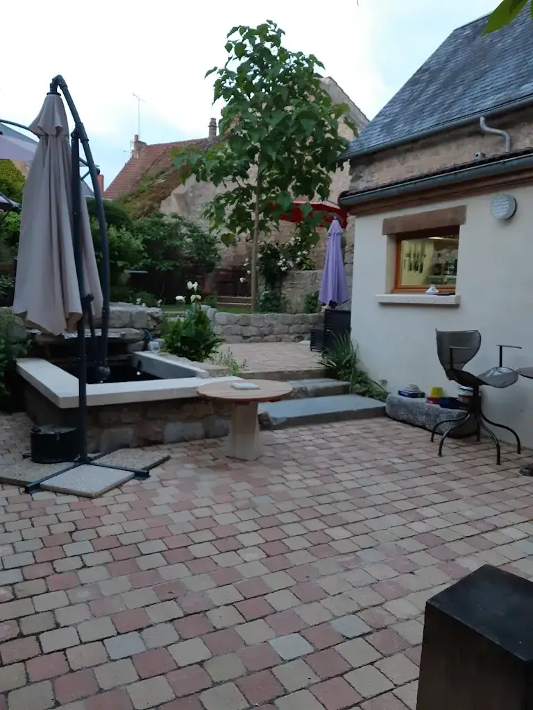 nicolas pestelle_La Zone Bleue_Lormes_review