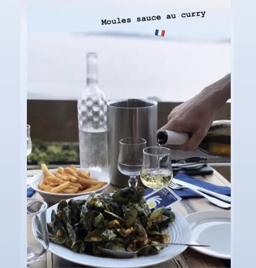 Hunor Székessy_Le Pingouin Bleu_Grimaud_review