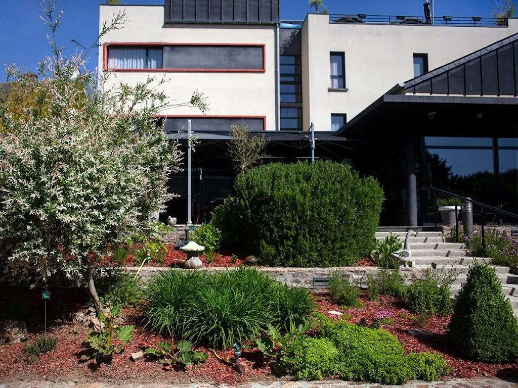 Logis Hôtel du Morvan Rest. la Table de Jérôme ristorante a Luzy