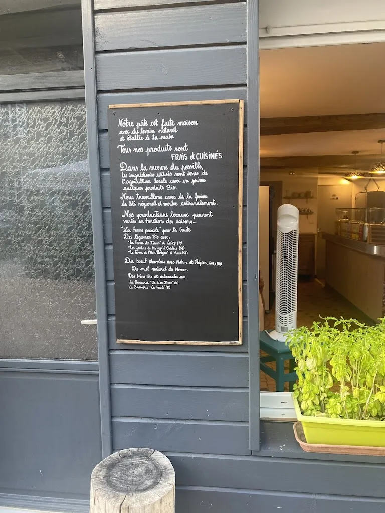 Lc Frmt_Bella Pizza Luzy_Luzy_review