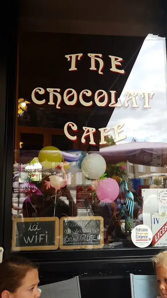 Arne Breepoel_La crêpe dans les étoiles_Luzy_review