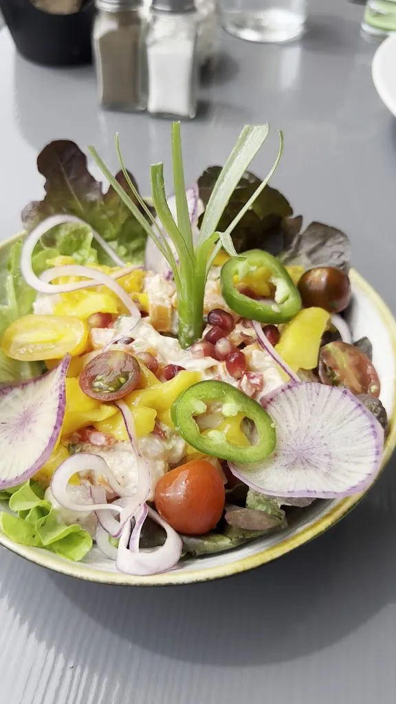 Lily's_Grimaud_slider_image_2