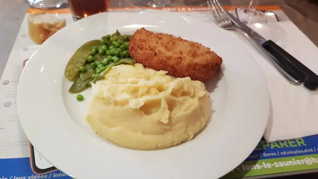 Mathieu Décombe_L'Odyssée_Lons-le-Saunier_review