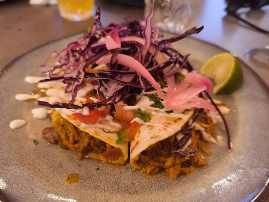 Taquería Wey_Grimaud_slider_image_2