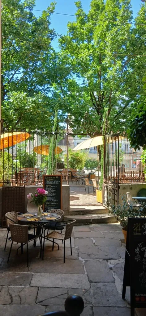 Le 14 ristorante a Lons-le-Saunier