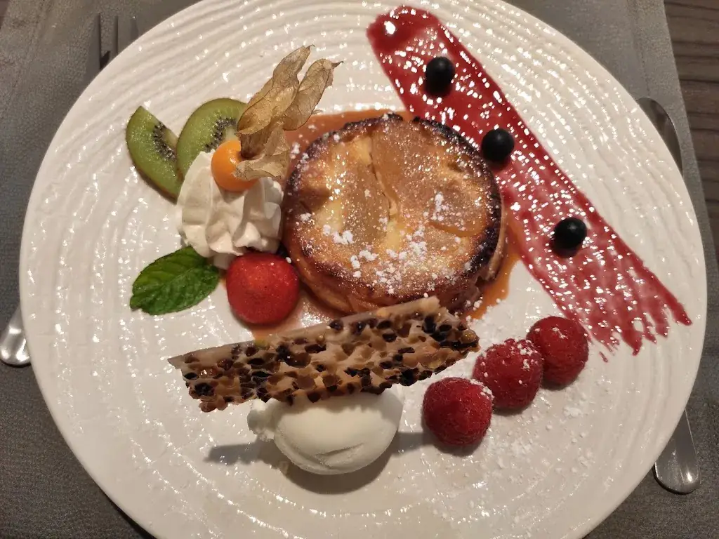 Menu_Restaurant La Petite Auberge SARL_Lons-le-Saunier_image_2