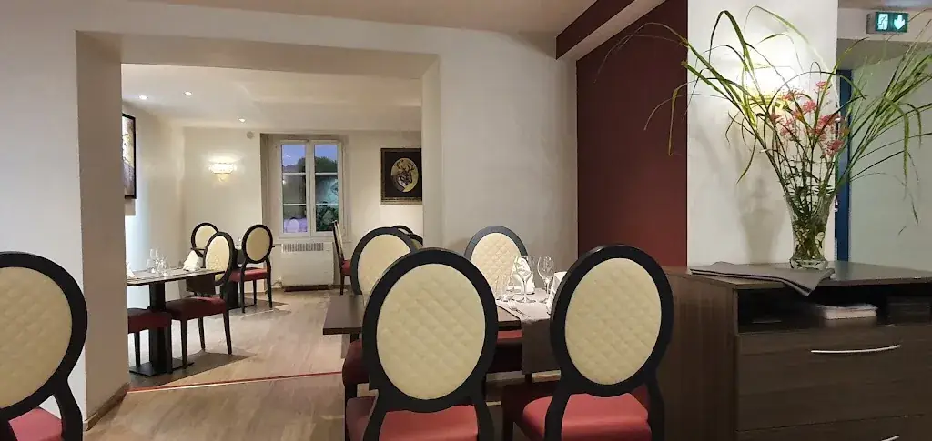 Restaurant La Petite Auberge SARL_Lons-le-Saunier_slider_image_1