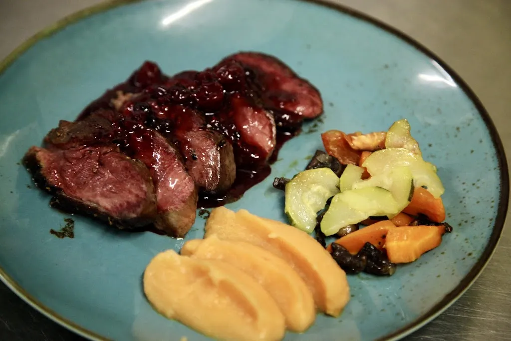 Absolue Renaissance_Magny-Cours_slider_image_3