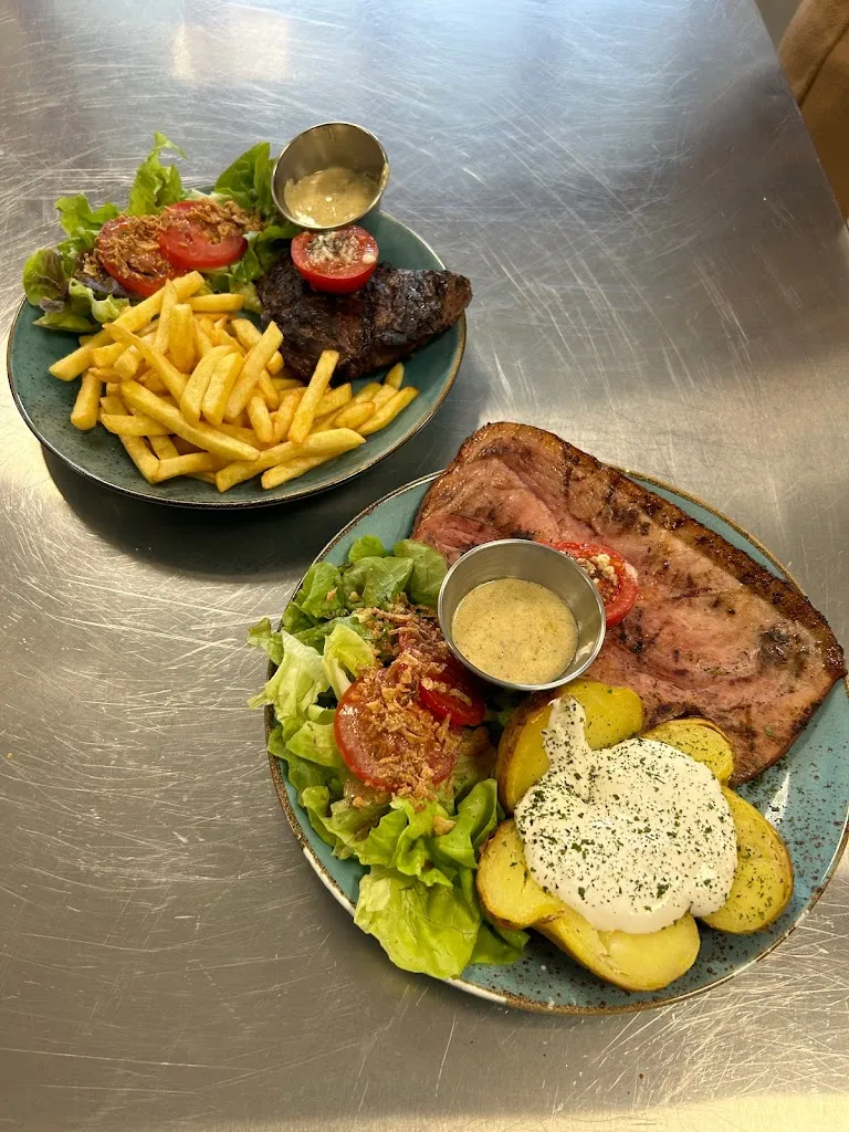 Le Moliere_Magny-Cours_slider_image_2