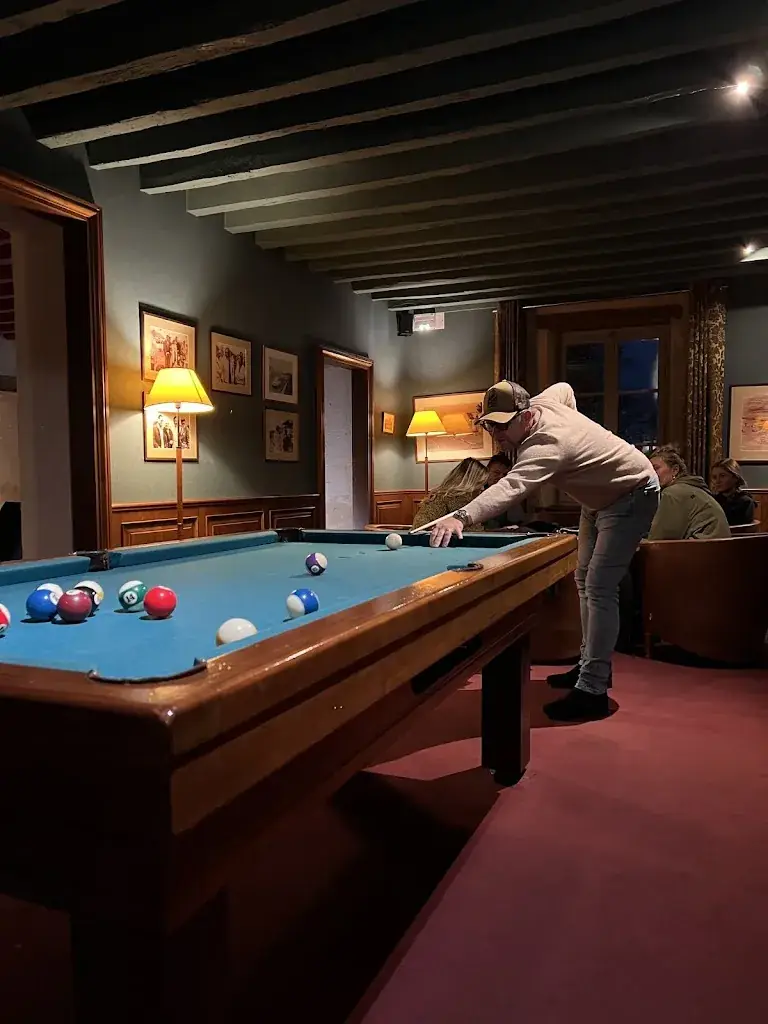 Ian Reynolds_Hôtel Restaurant Le Paddock_Magny-Cours_review