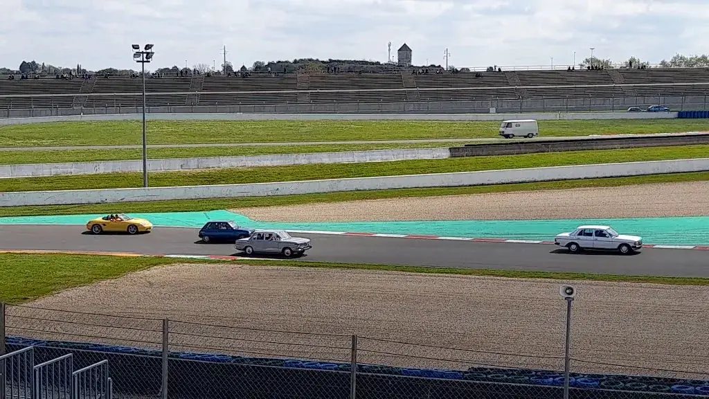 Nevers Magny Cours Circuit_Magny-Cours_slider_image_2