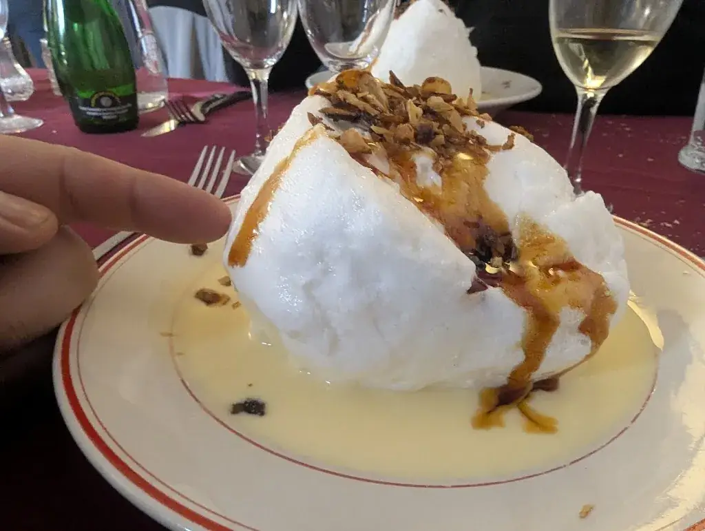 Hôtel du Commerce Restaurant in Marnay