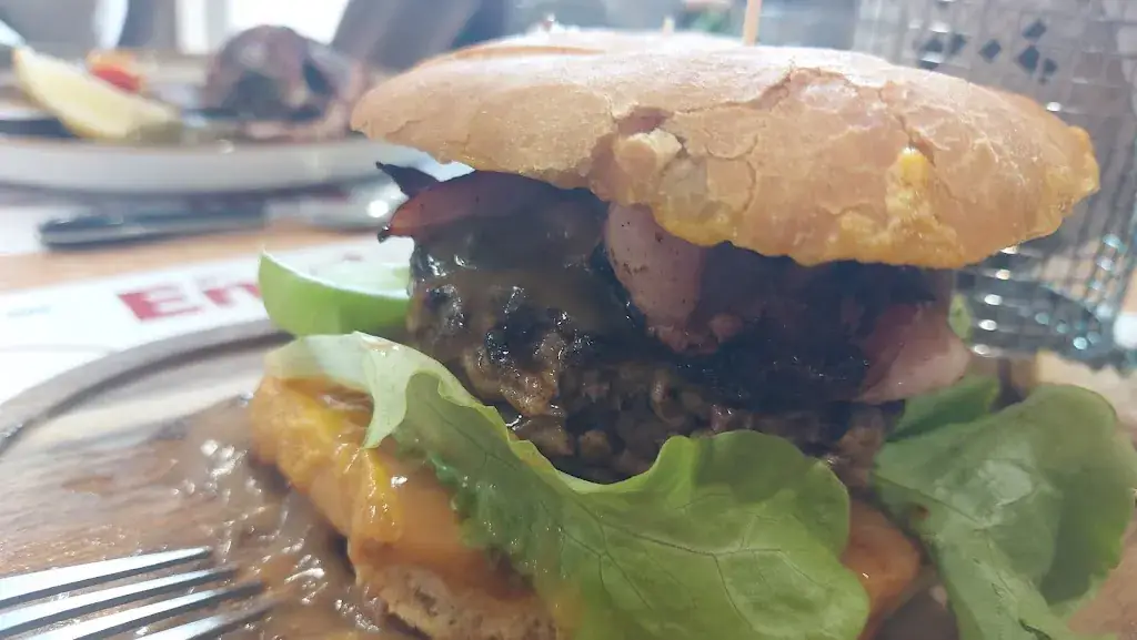 Camarine Sintra_LE RENCARD_Bas-en-Basset_review