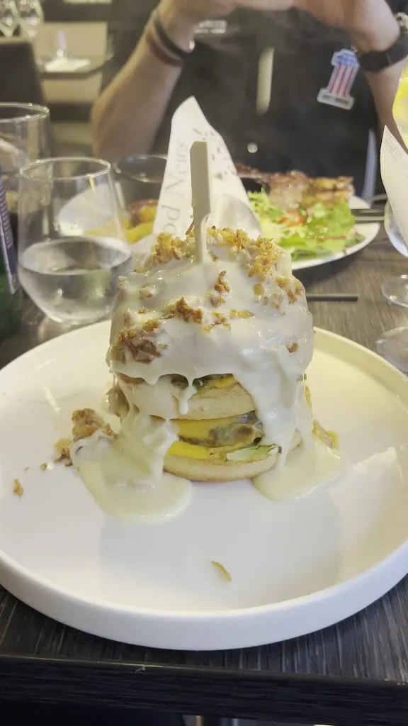 The Lounge Counter_Magny-le-Hongre_slider_image_2