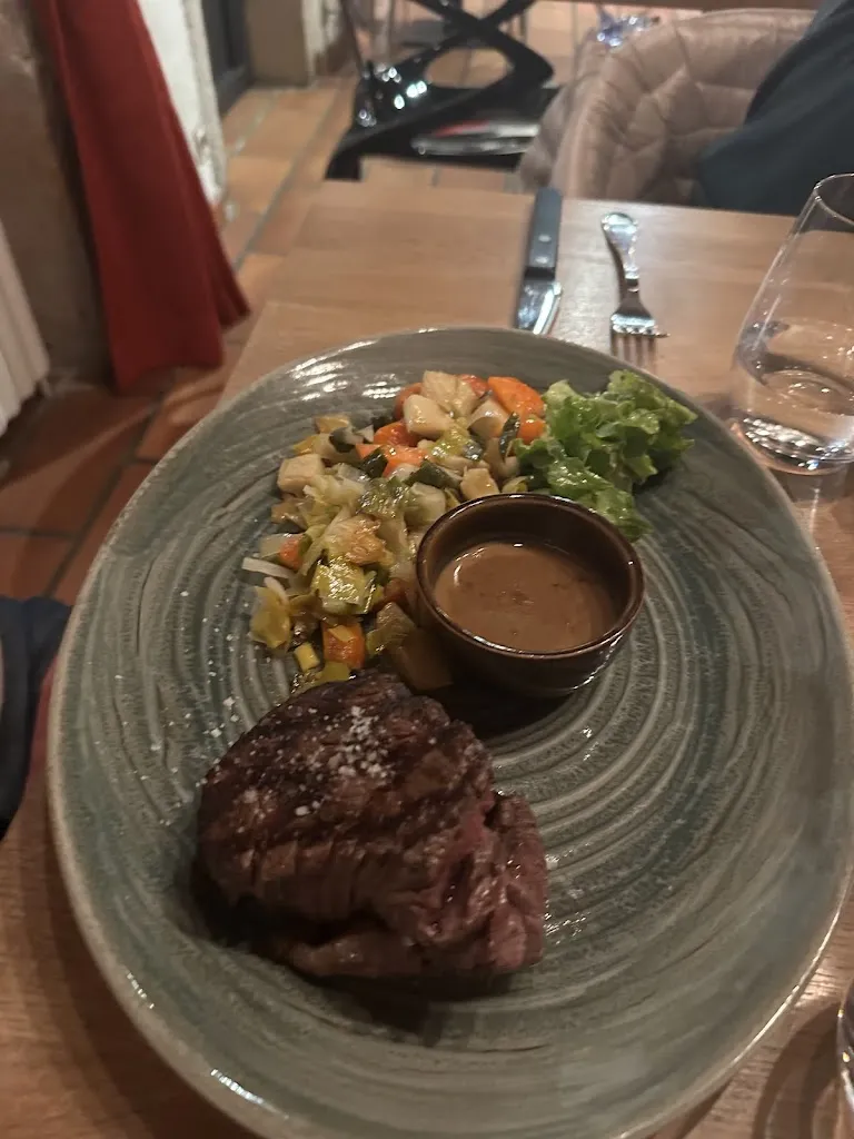 Björn Ludwig_La Garaudière_Levernois_review