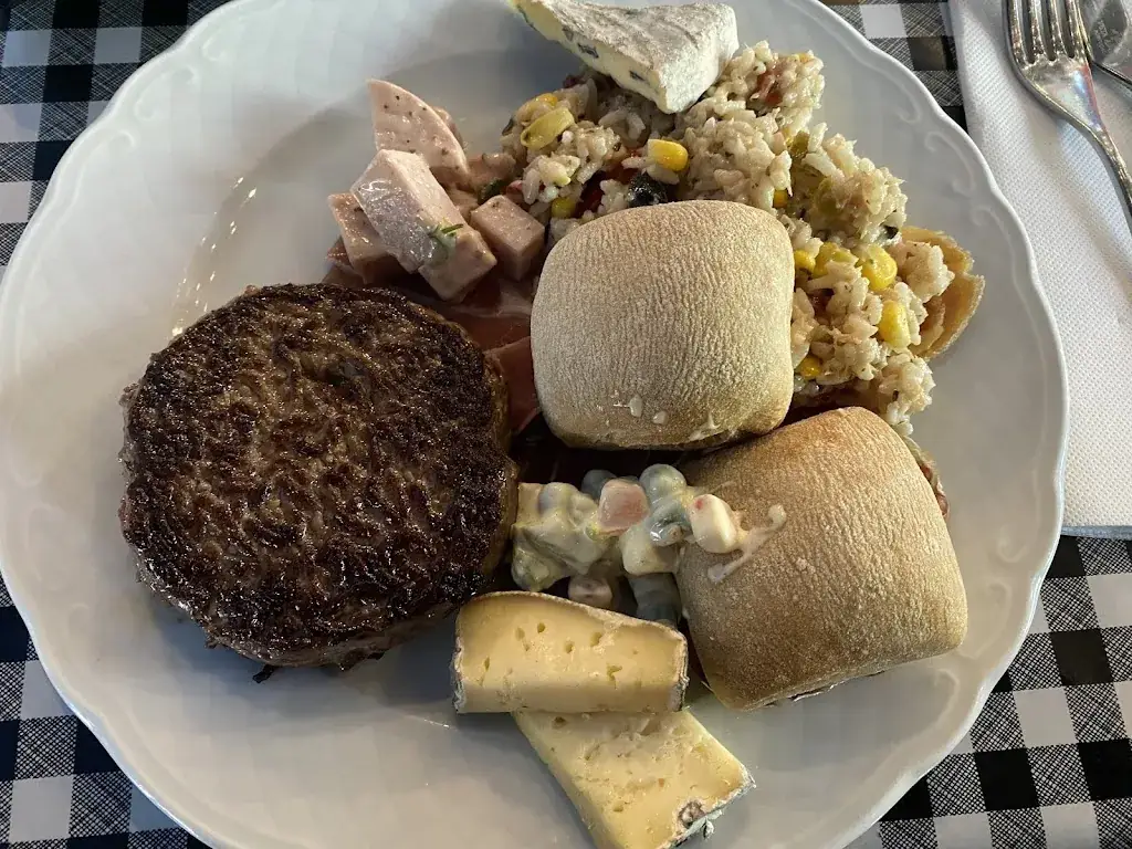 Massimo Patella_Aux 2 Coqs_Bas-en-Basset_review