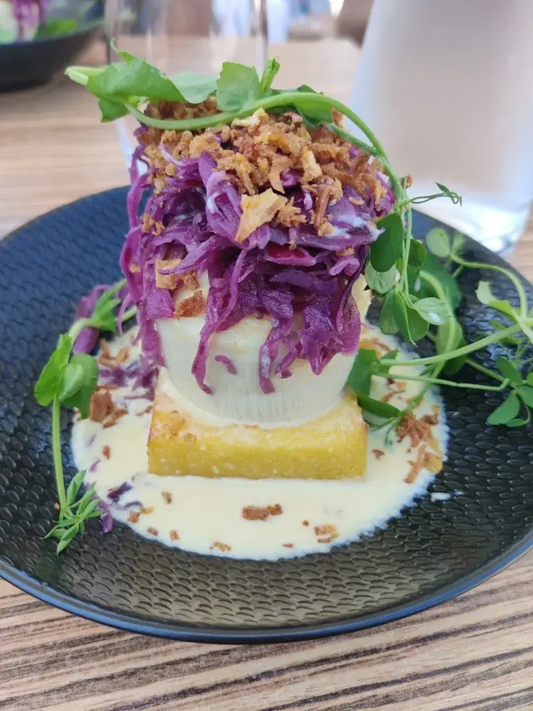 Christelle Vaison_L'Entracte_Creusot_review