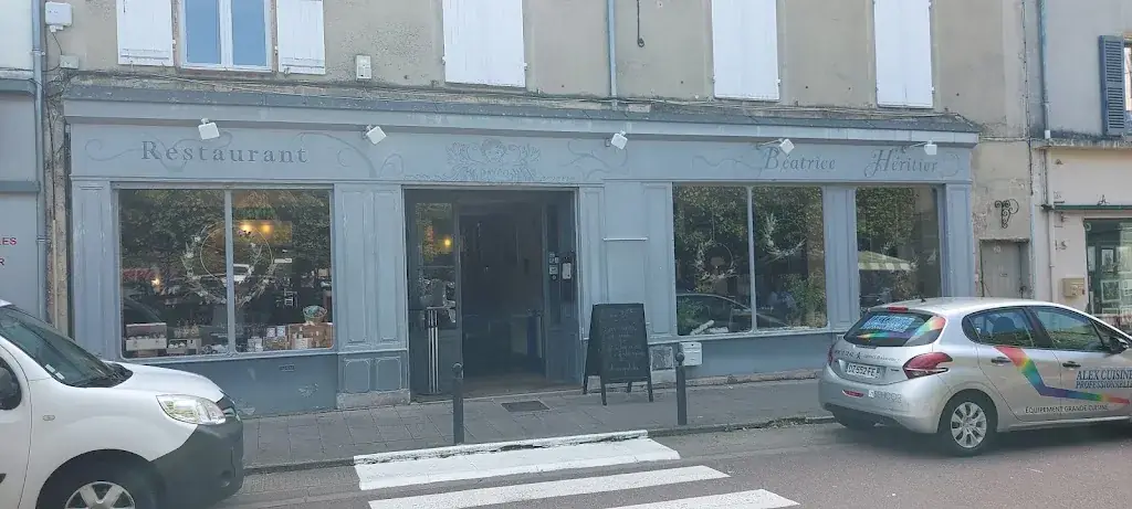 lr bell_SARL Béatrice Héritier_Marcigny_review