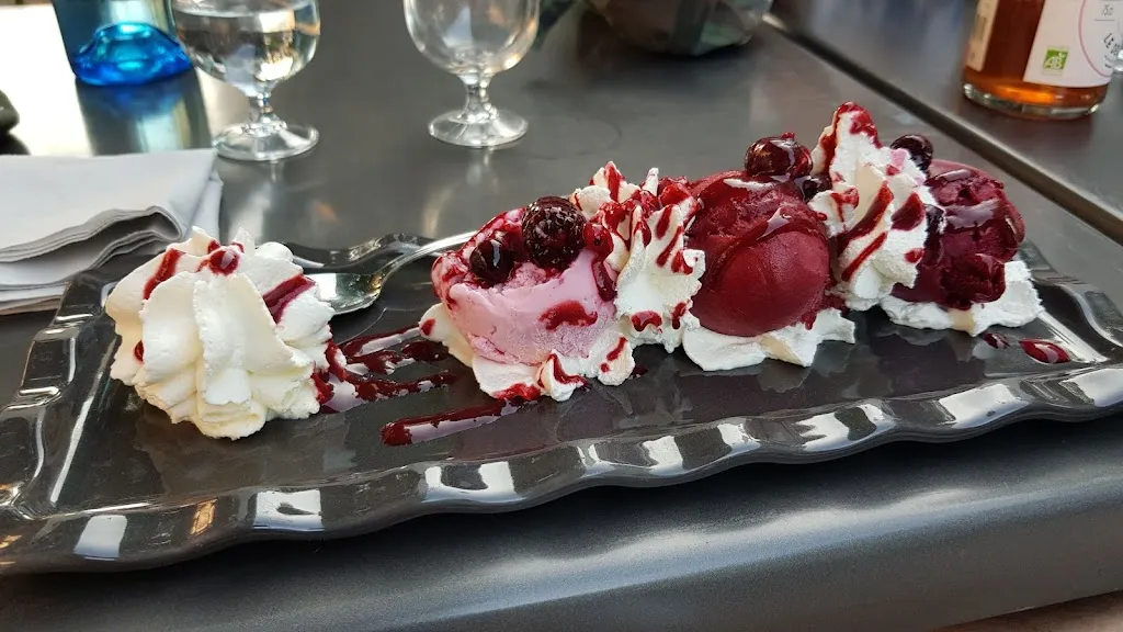 Côté Cours_Marcigny_slider_image_3