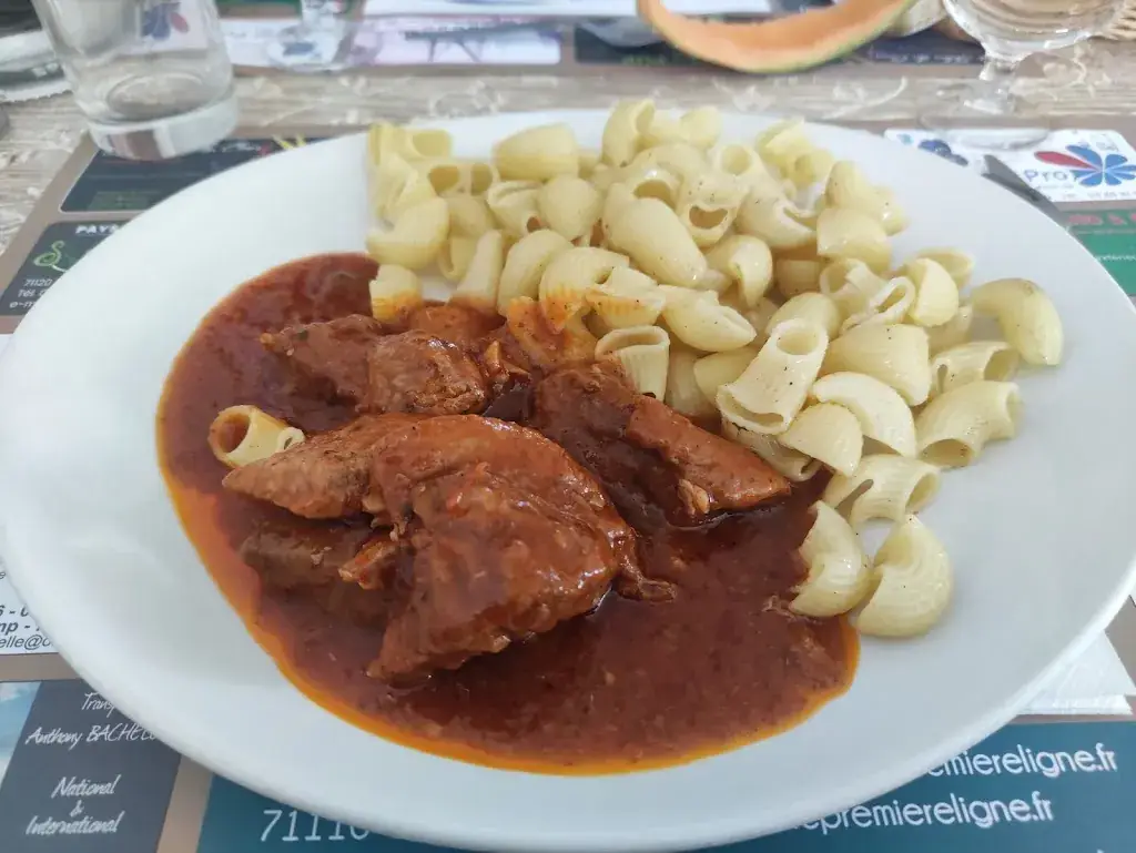 Benoit Nicolas_Le Première Ligne Bar Restaurant_Chambilly_review