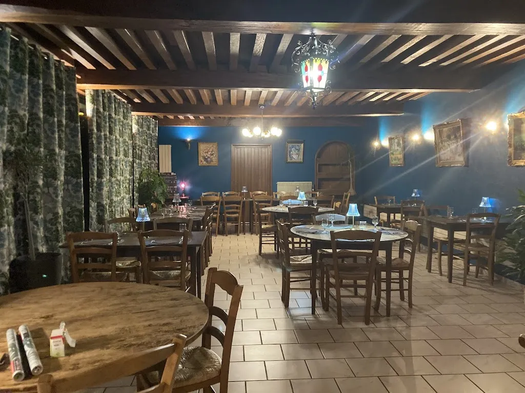 L’AUBERGE DE SAINT-HUGUES restaurant in Semur-en-Brionnais