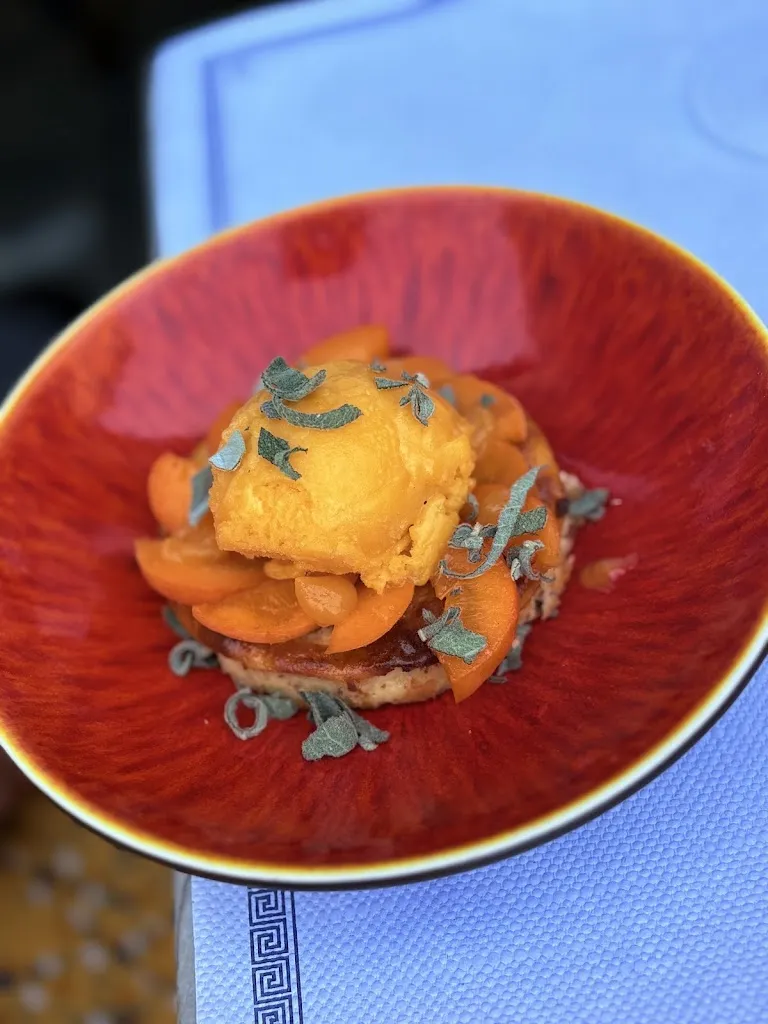 L’AUBERGE DE SAINT-HUGUES_Semur-en-Brionnais_slider_image_2