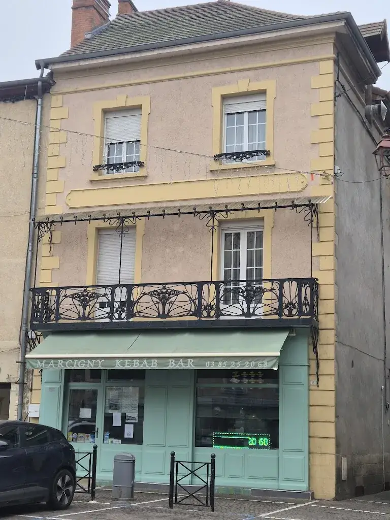 Marcigny Kebbab Bar Pizzas_Marcigny_slider_image_3