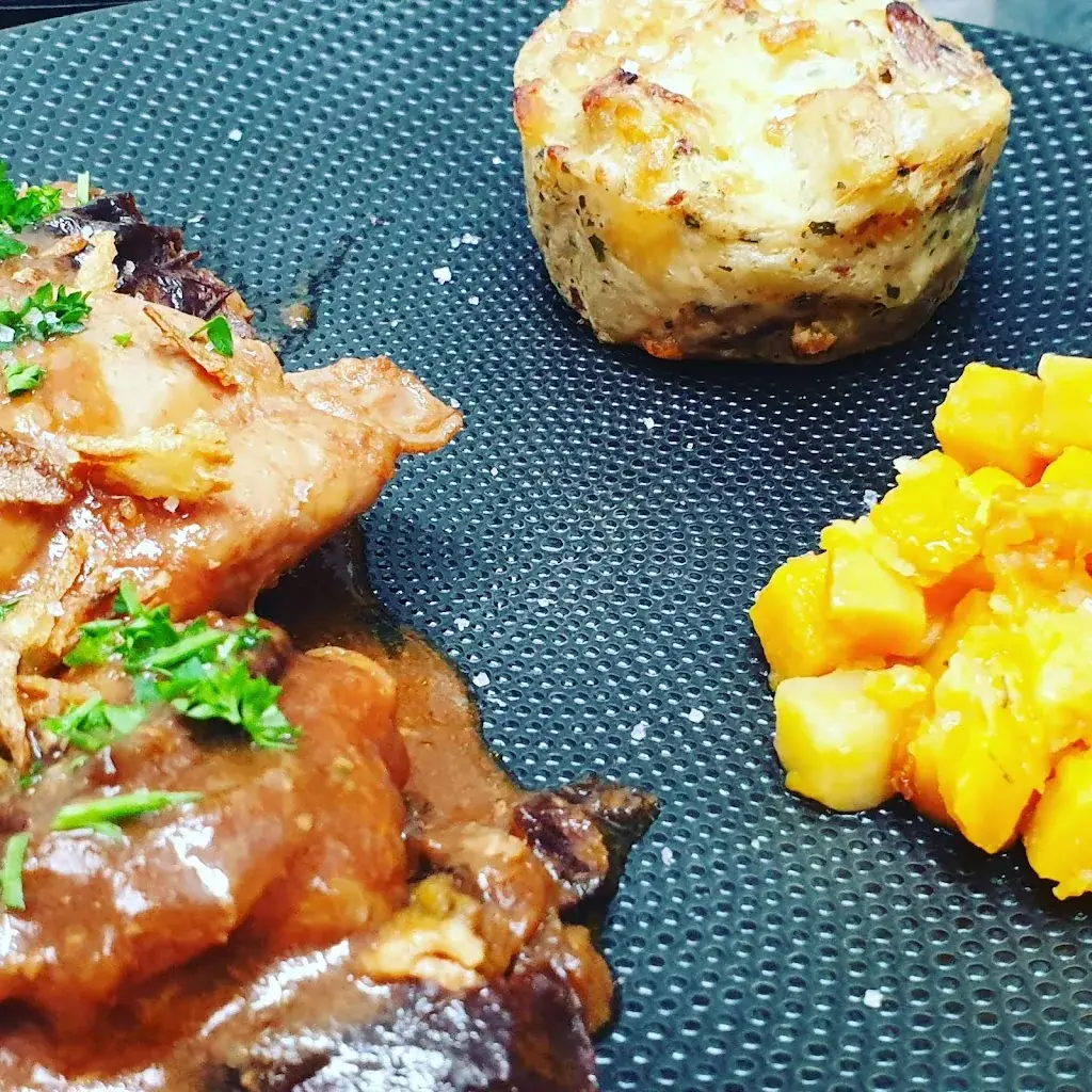 Le Petit Nice restaurant in Bas-en-Basset