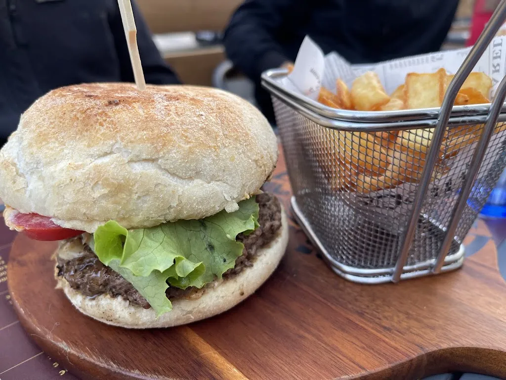 Le Maka_Rousses_slider_image_1