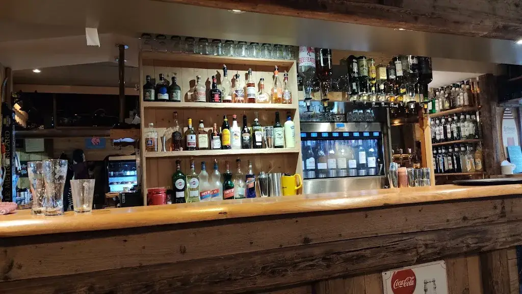 La Bonbonnière_Rousses_slider_image_3