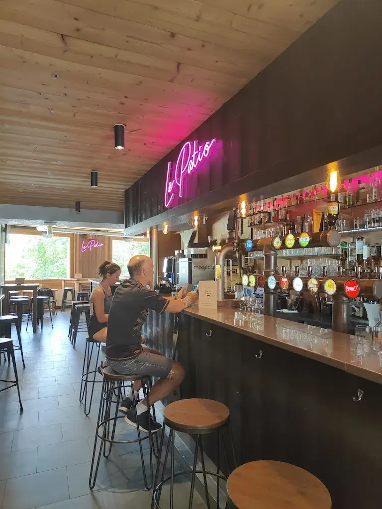 Le Patio Restaurant in Rousses