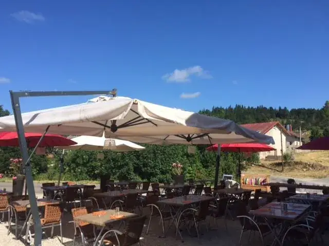 Restaurant La Fruitière Restaurant in Rousses