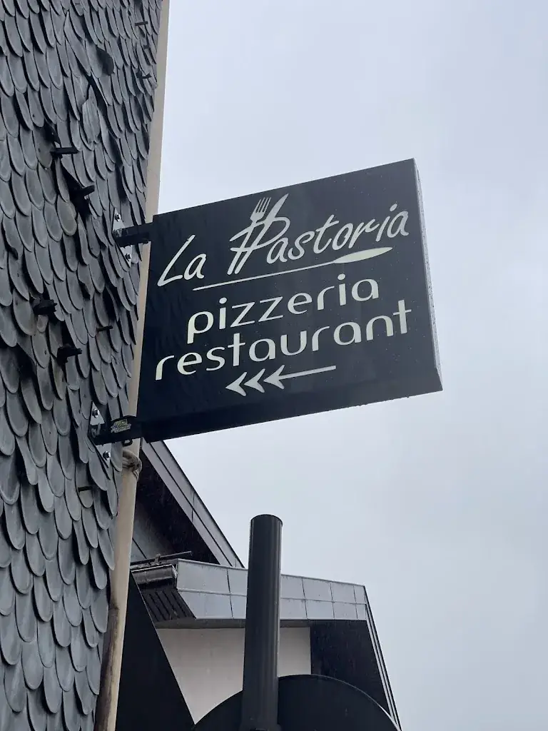 Marie laure PERRON Medium Voyante Astrologue_La Pastoria_Rousses_review