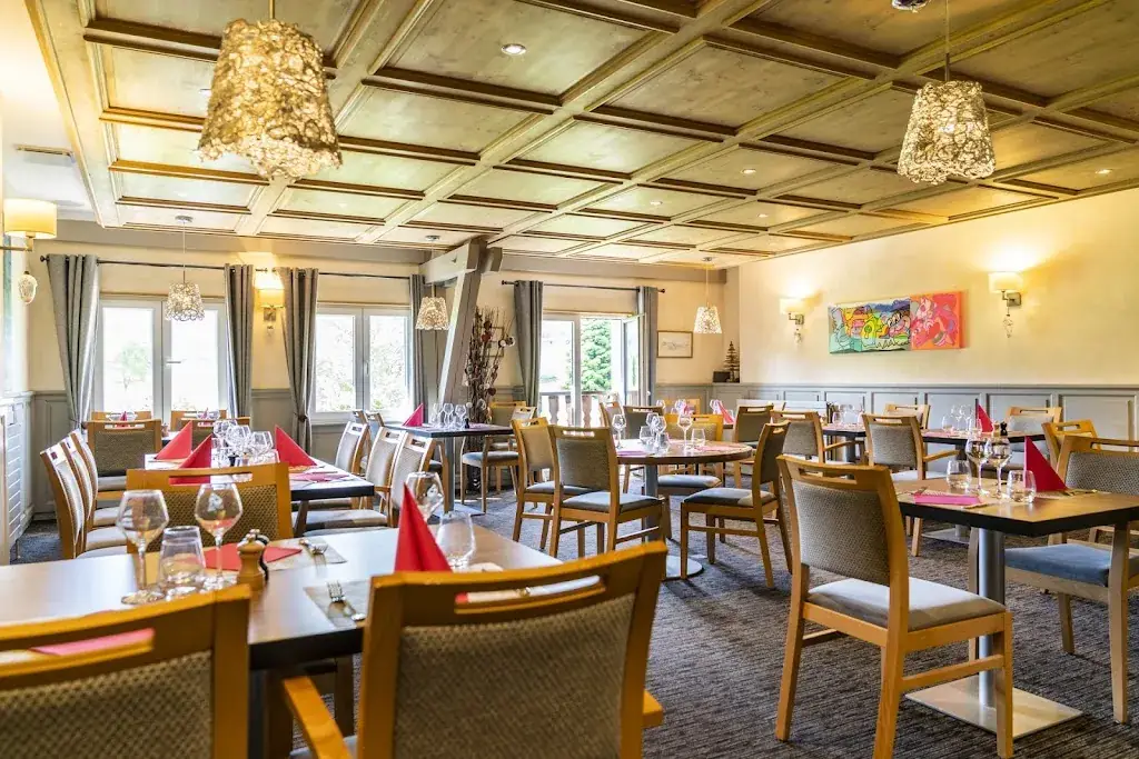 Golf Du Rochat Restaurant in Rousses