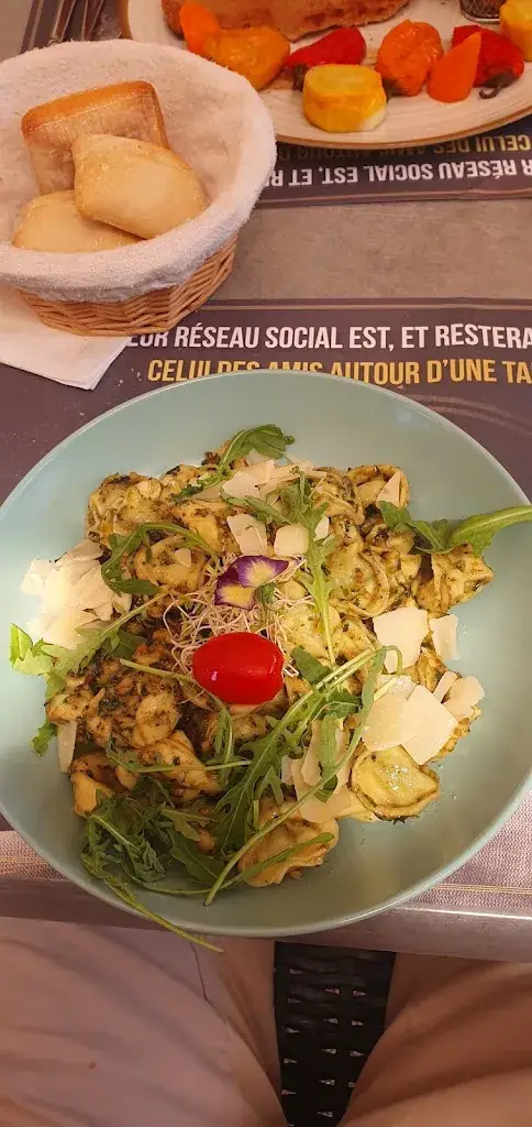 Payet Nicéphore_La Calèche Méziré_Méziré_review