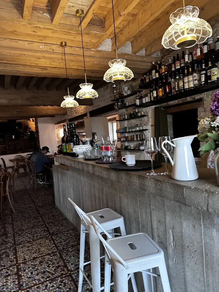 Levi Jesus_Le Lion D'Or_Messigny-et-Vantoux_review