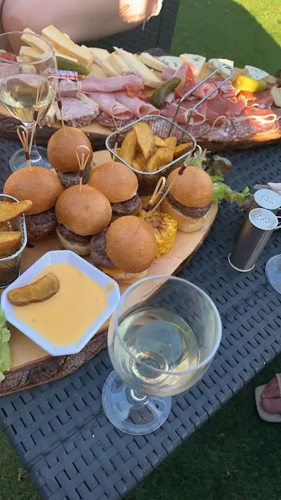 Menü_VILLA GARDEN_Bas-en-Basset_Bild_5